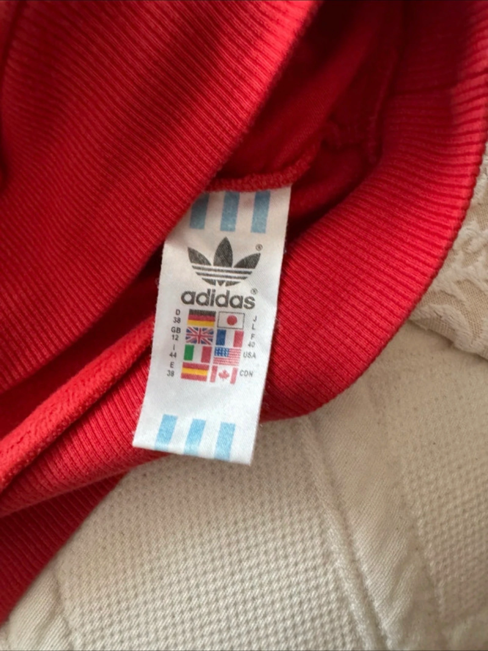 🔥Sudadera Adidas vermelha Tamanho M - Perfeito Estado🔥 – photo 6
